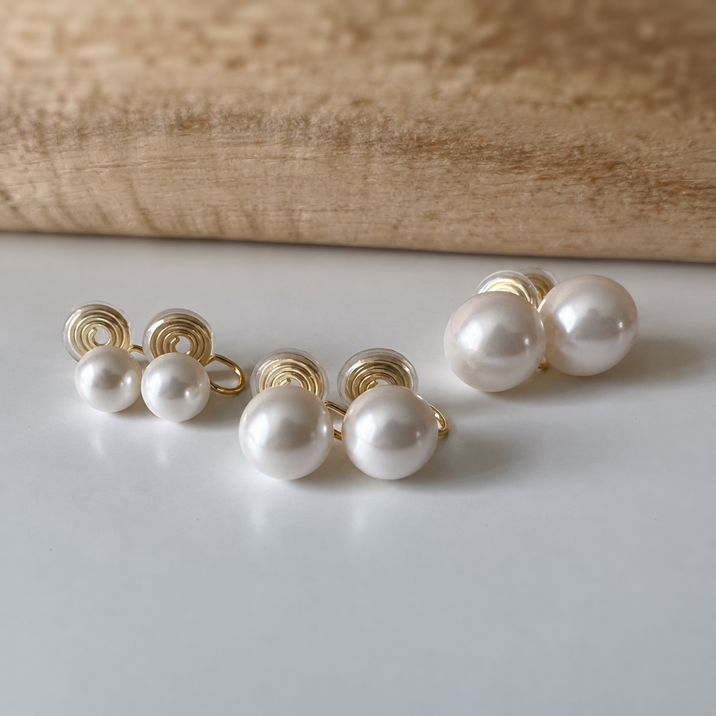 Perles blanches - Boucles d'oreilles clips U