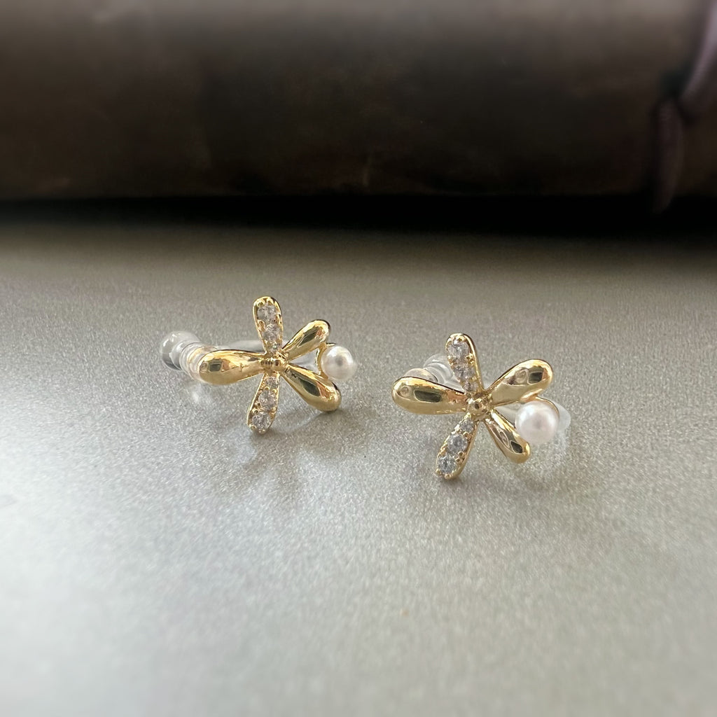 Fleur Dorée – Perle & Zircon