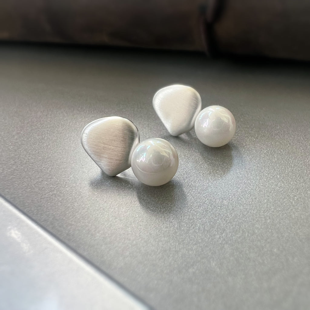 Goutte Satinée & Perle Blanche