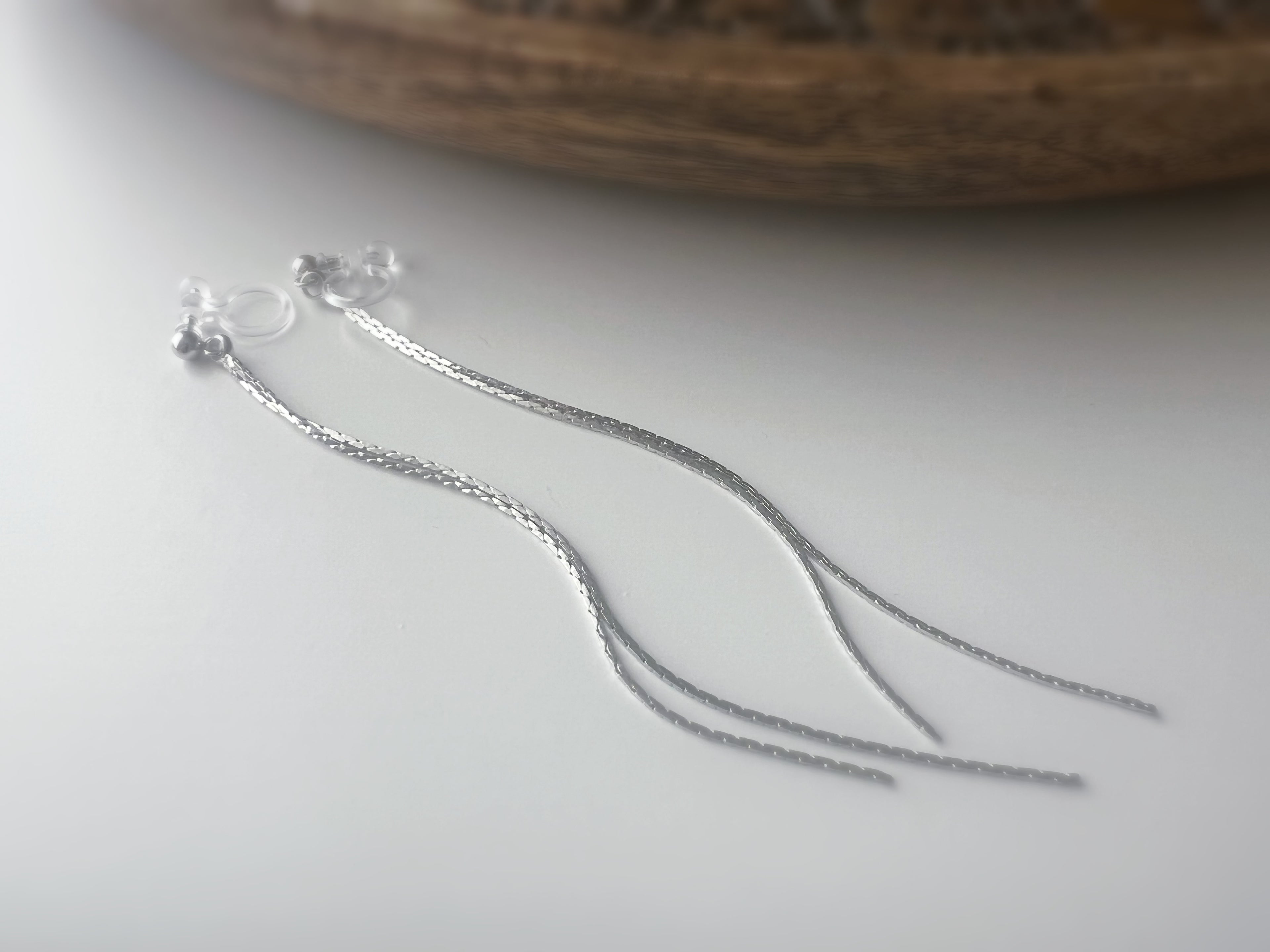 Longues Lignes Fluides – couleur Or / Argent