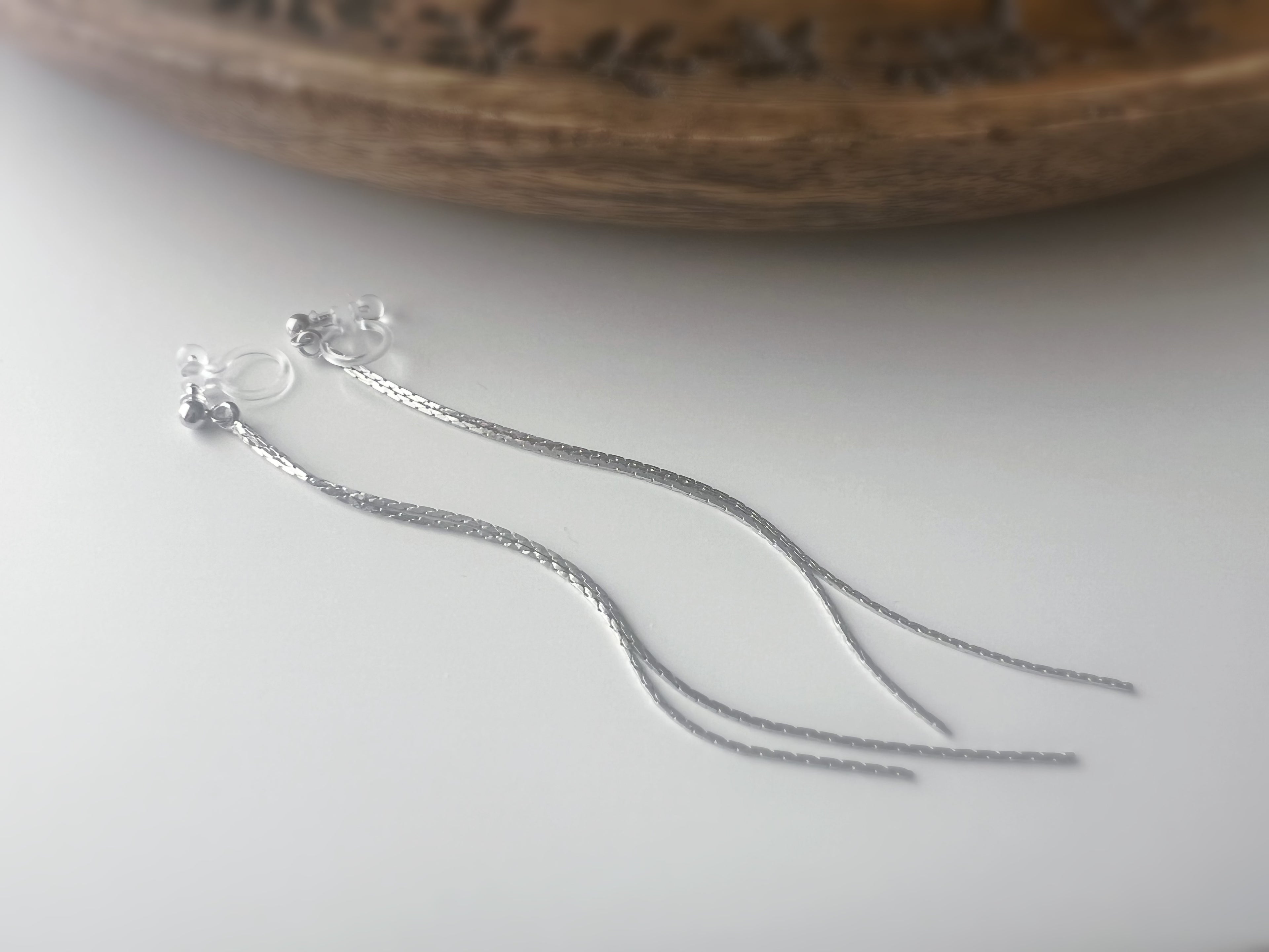 Longues Lignes Fluides – couleur Or / Argent