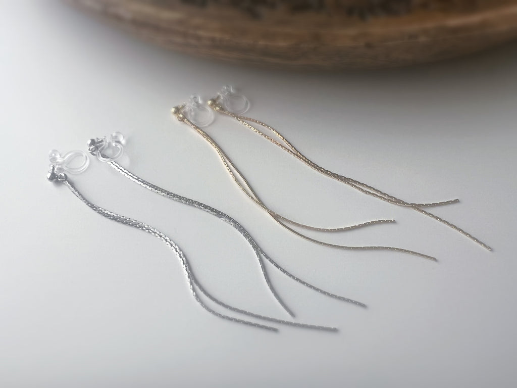 Longues Lignes Fluides – couleur Or / Argent