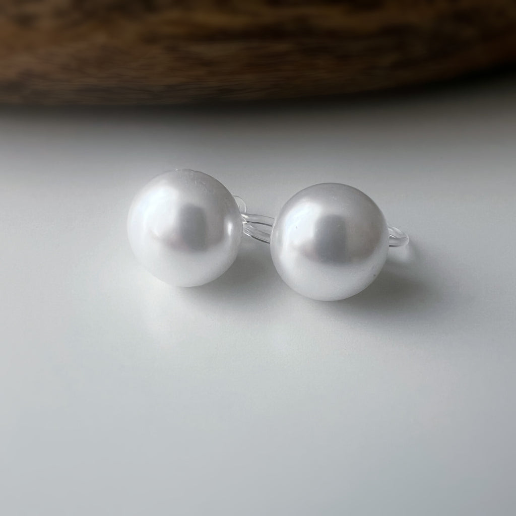Clips d’oreilles Invisibles perle blanche