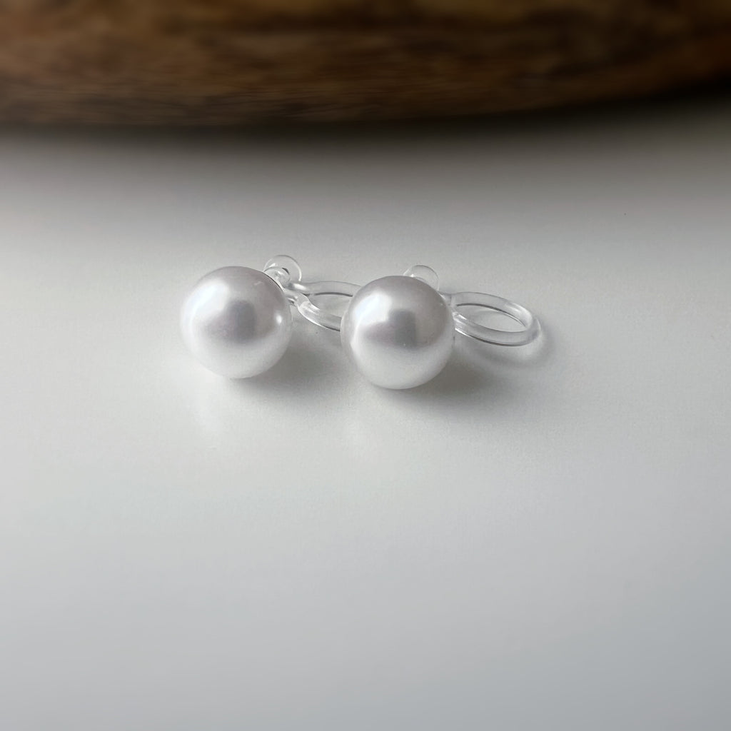 Clips d’oreilles Invisibles perle blanche