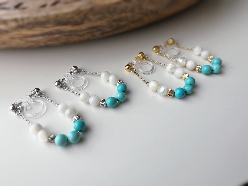 Chaîne & mini perles turquoise / blanches