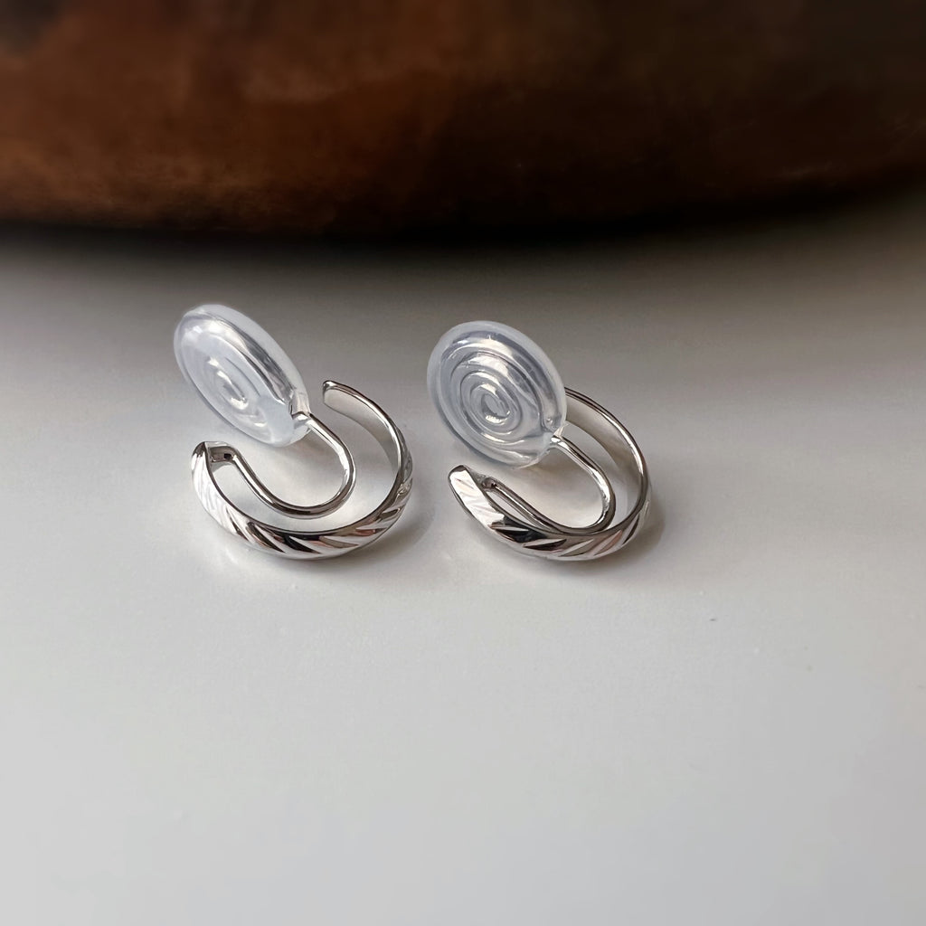 Clips U d’oreilles créoles à motif gravé sans perçage