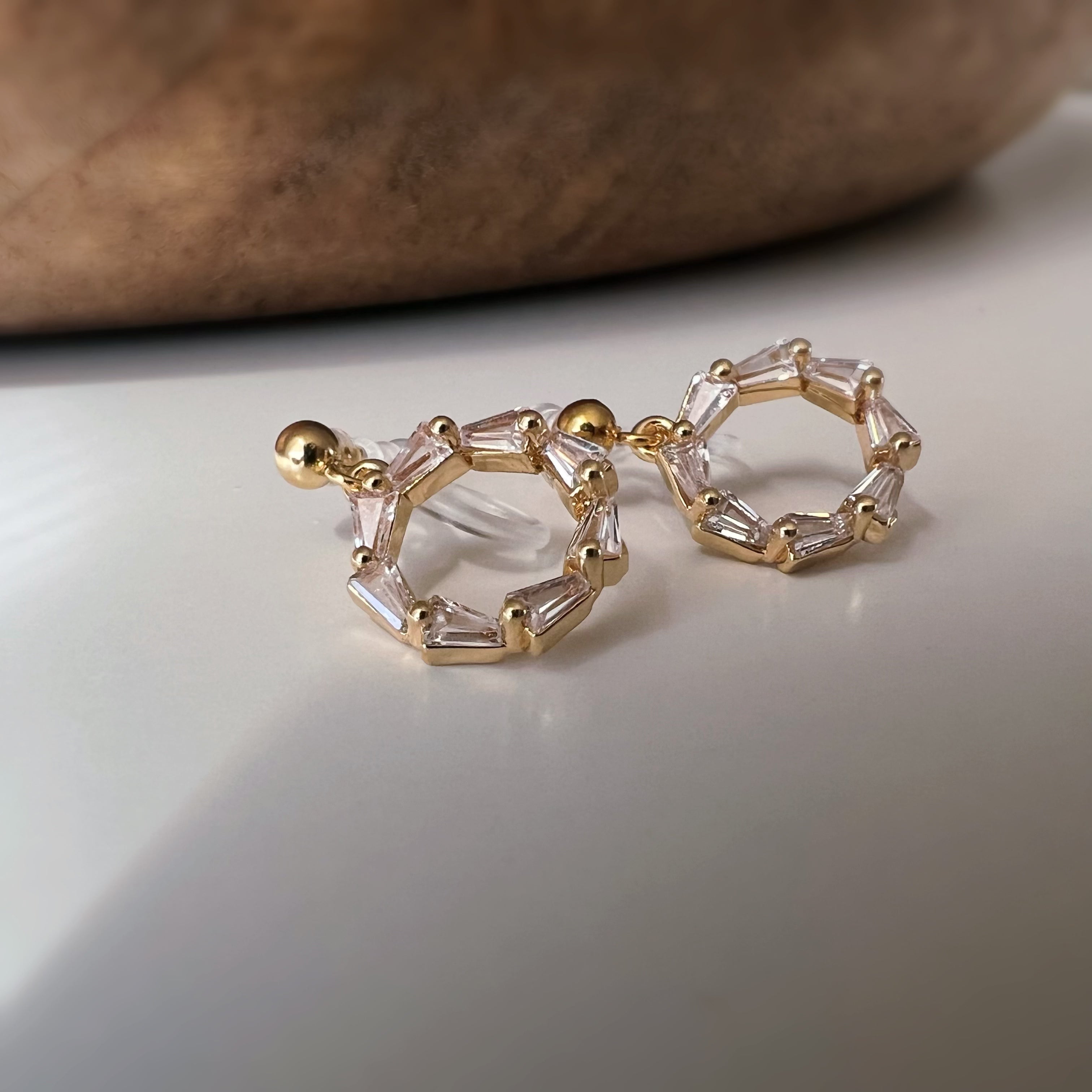 Clips d’oreilles cercle maillons couleur argent or