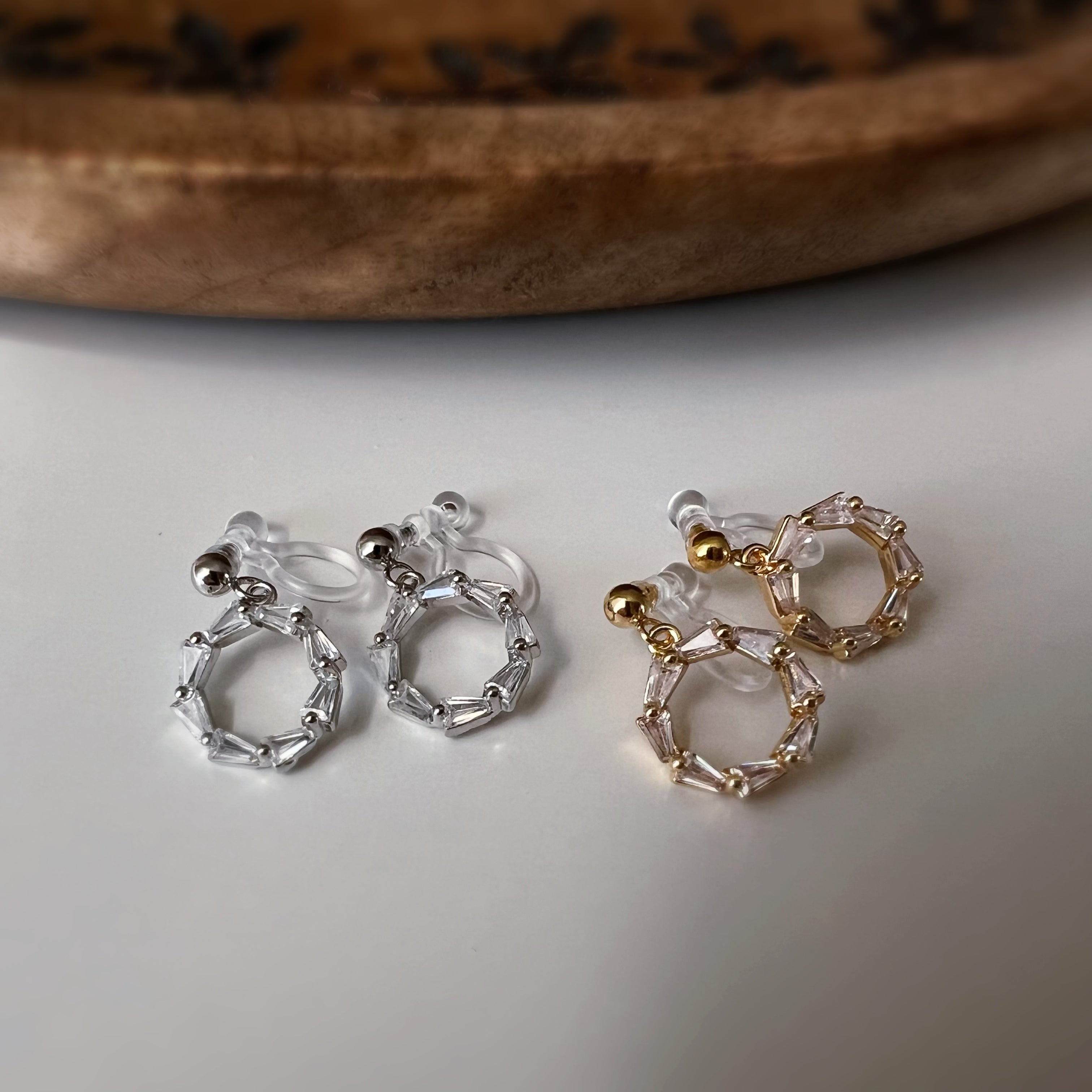Clips d’oreilles cercle maillons couleur argent or