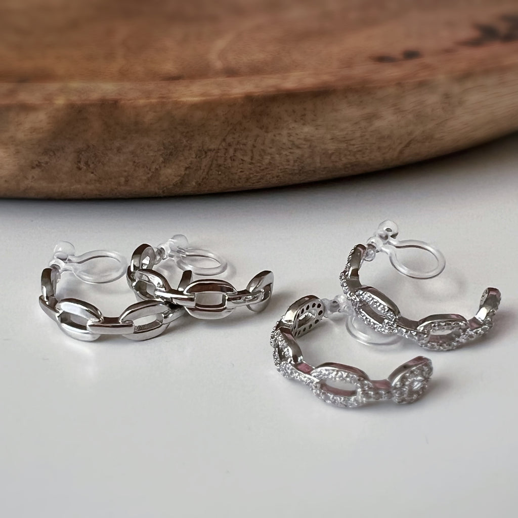 Clips d’oreilles forme C chaîne lisse / Chaîne zircon