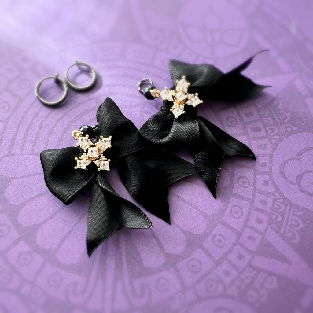 Clips créoles sans perçage Halloween – nœud noir gothique & strass