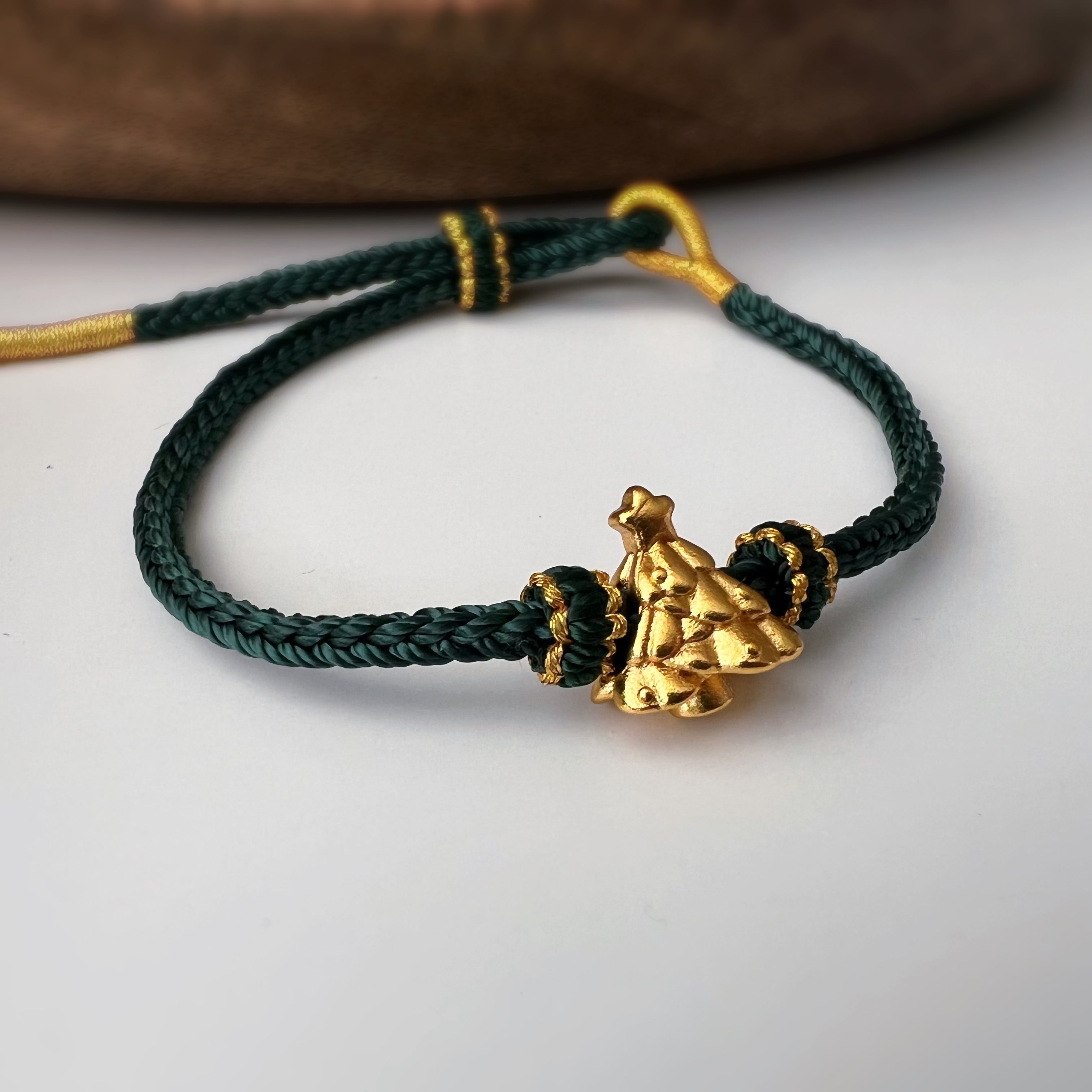 Bracelet de Noël tressé avec sapin doré – 4 couleurs