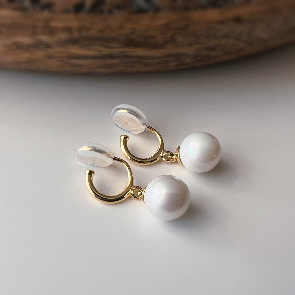 Clips d’oreilles perle blanche nacrée