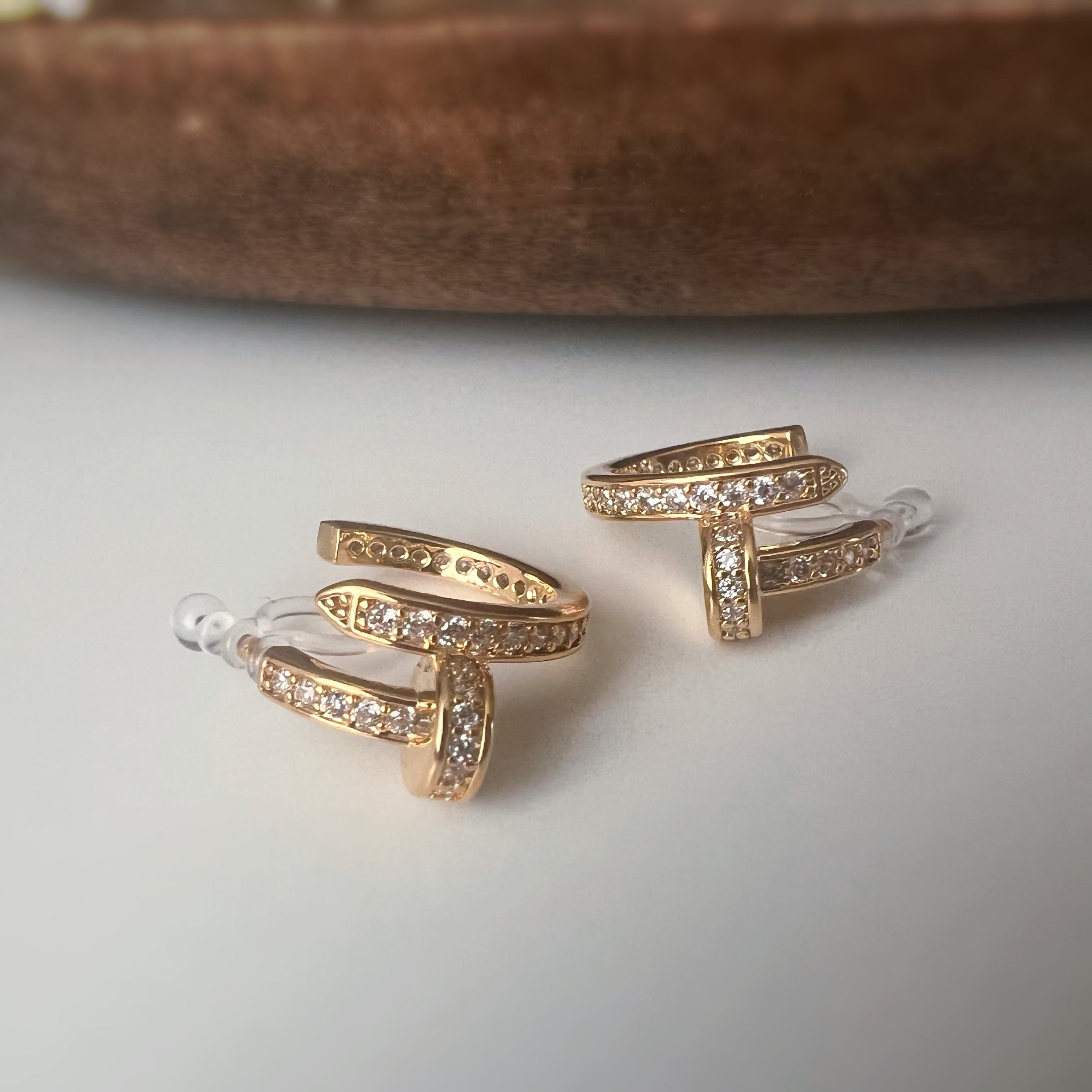 Clips d’oreilles créoles ouvertes couleur argent /Or