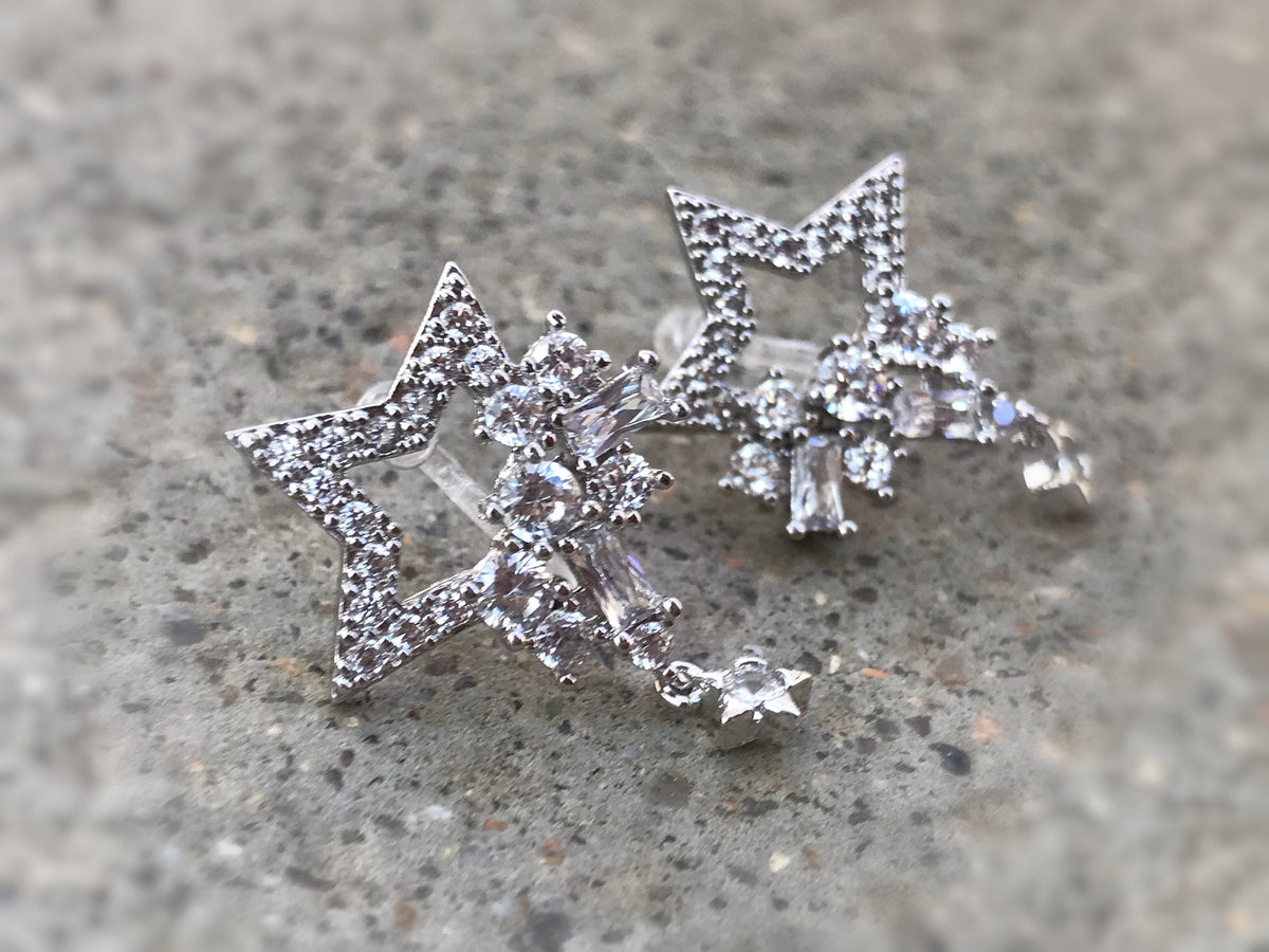 STAR Invisible CLIP On Earrings, Rhinestone Star, Big Star, Mini Star, Christmas Gift Ready to offer Gift for her. Non Pierced Earrings