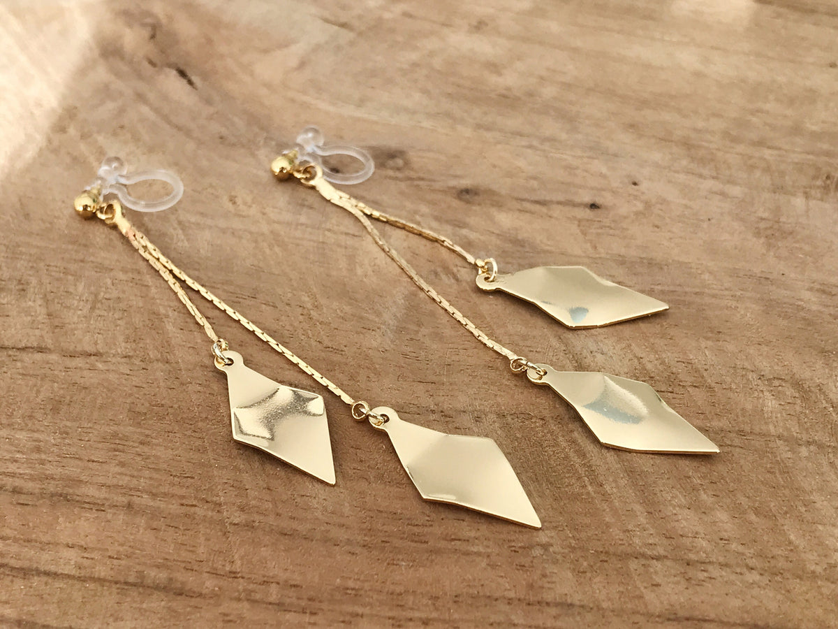 Longues Boucles d'oreilles CLIPS INVISIBLES pendantes tassel Double Losanges Torsadés couleur doré. Bijoux quotidien Cadeaux pour elle.