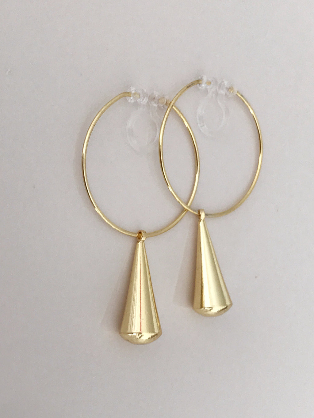 Clips d'oreilles Grande Cercle Créole très fin Perle Goutte d'eau couleur Or Boucles d'oreilles Clips Invisibles Moderne Anneaux 30mm.