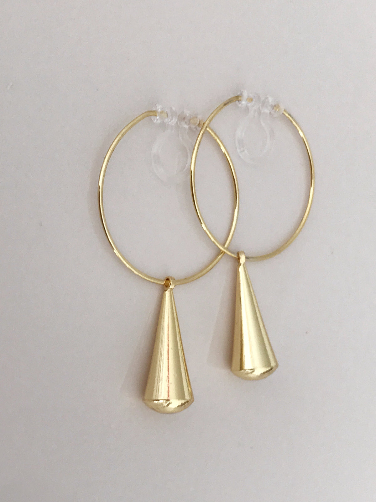 Clips d'oreilles Grande Cercle Créole très fin Perle Goutte d'eau couleur Or Boucles d'oreilles Clips Invisibles Moderne Anneaux 30mm.