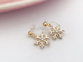Flocon de Neige. Clips invisible laiton plaqué d'or, Zircon. Bijoux Délicates. Cadeaux Noël Prêt à offrir