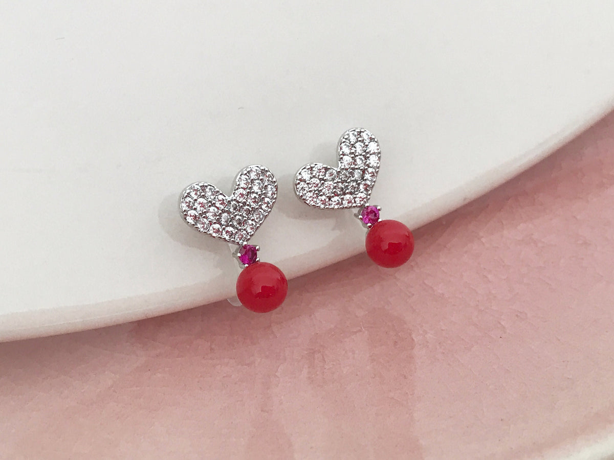 Clips d'oreilles Petit Coeur argenté mini zircon blanc et Rose, Petite Perle rouge. Bijoux quotidien. Boucles d'oreilles Clips INVISIBLES