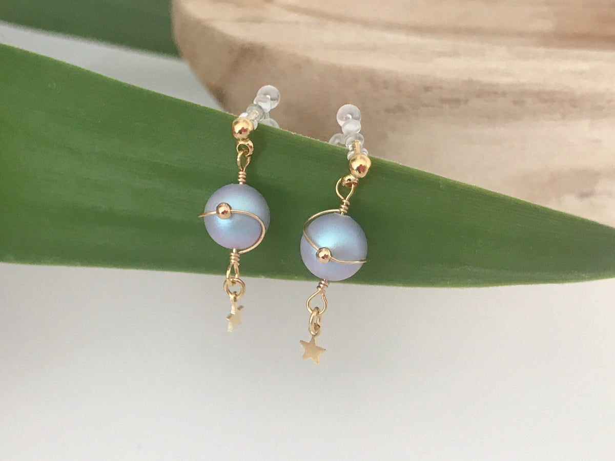 Mini star ear clips, Blue planet. CLIPS Invisible Blue Violet Beads, delicate comfortable daily