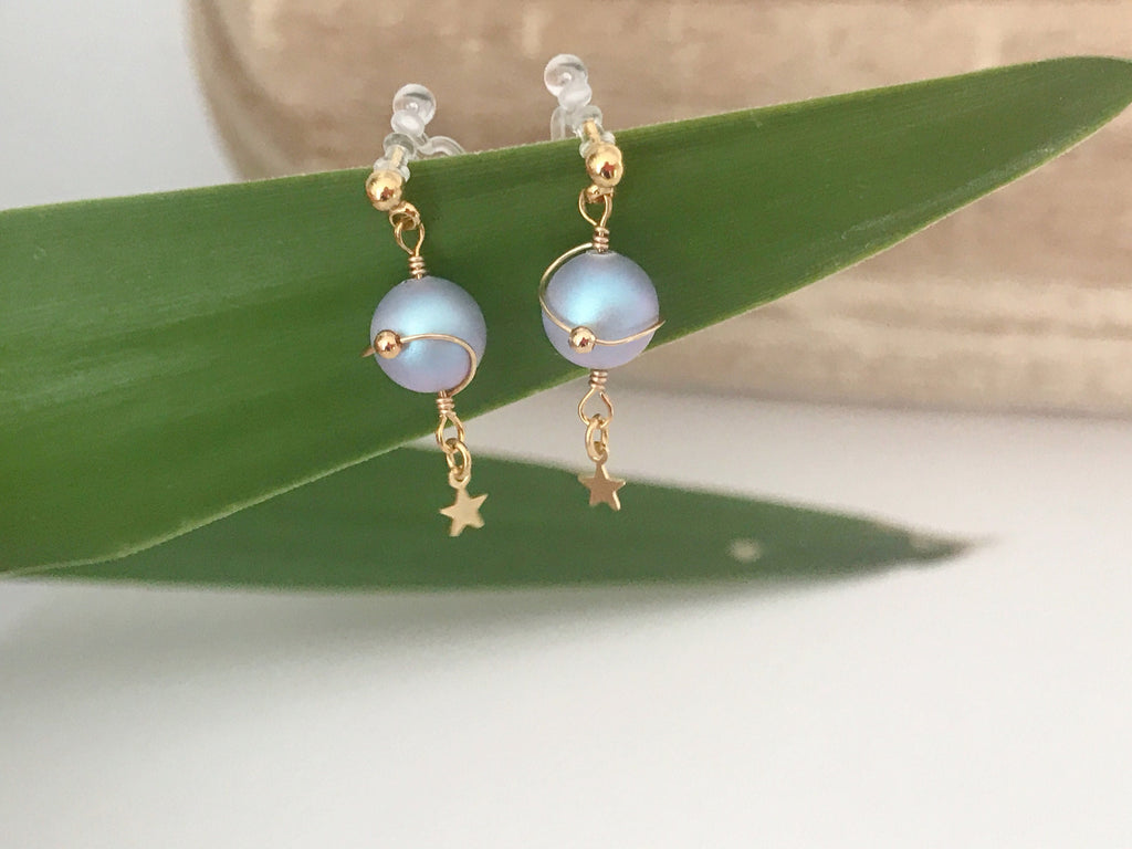Mini star ear clips, Blue planet. CLIPS Invisible Blue Violet Beads, delicate comfortable daily