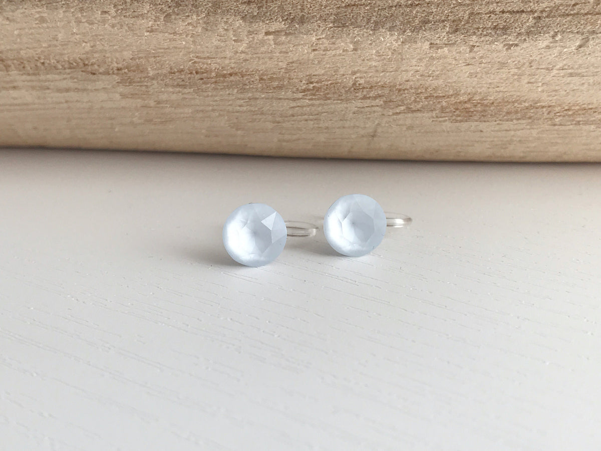 Minimalist invisible ear clips. PureCristal Crystals, Small Round Color Cream pink/ Cream green/ Cream blue/ Cream yellow. Crystal
