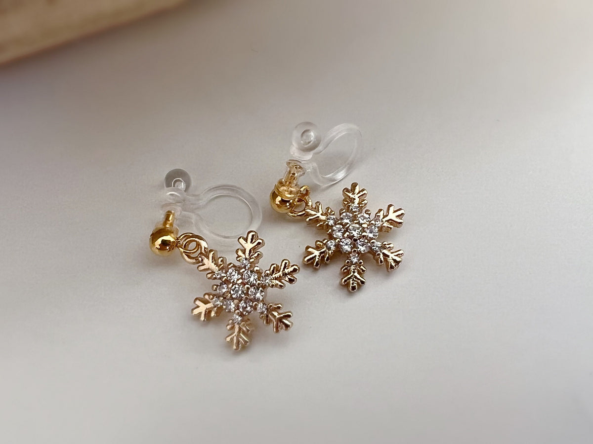 Large/Small Snowflake. Invisible gold-plated brass clips, Zircon. Delicate Jewelry. Christmas Gifts Ready to give
