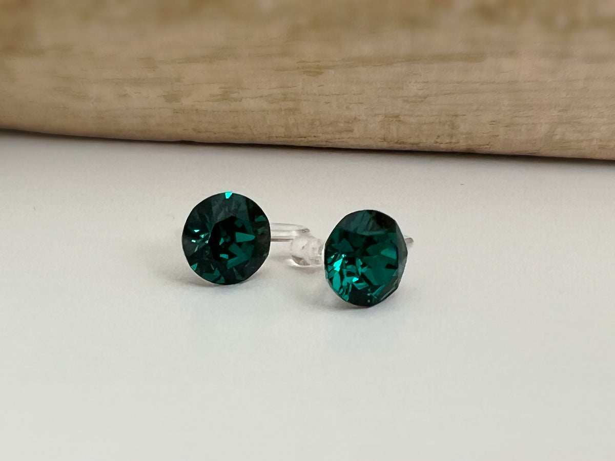 Boucles d'oreilles CLIPS invisible Cristal Rond Vert émeraude Emerald PureCristal, Clips d'Oreille Petit cristal Vert foncé Minimaliste.
