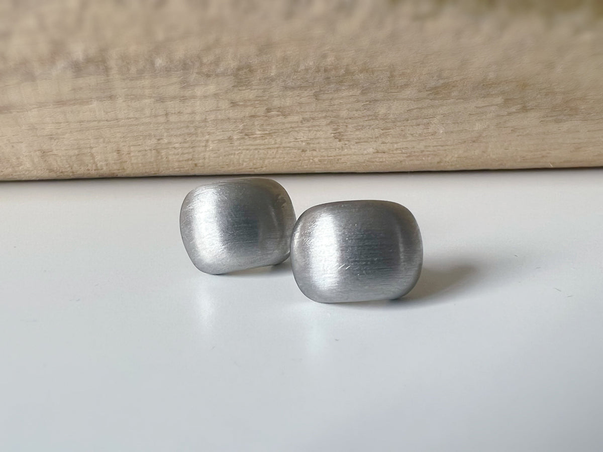 Boucles d'oreilles Clips INVISIBLES rectangle couleur Or / Argent. Clips d'oreilles Confortables Prêt à offrir