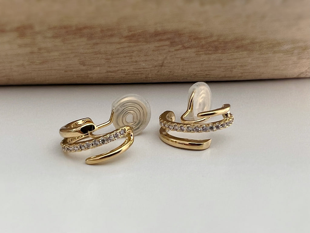 SANS DOULEUR ! Boucles d'oreilles CLIPS U spirale Triple cercles anneaux zircon. Clips d'oreilles confortable Délicates plaqué d'or 18K