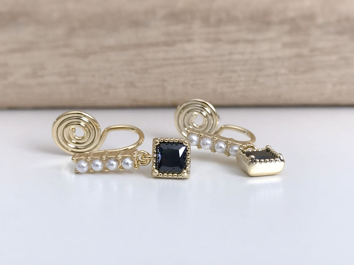 PAINLESS! CLIPS U spiral earrings Gold bar with mini white pearls, Black Square, Gold plated Comfortable ear clips.
