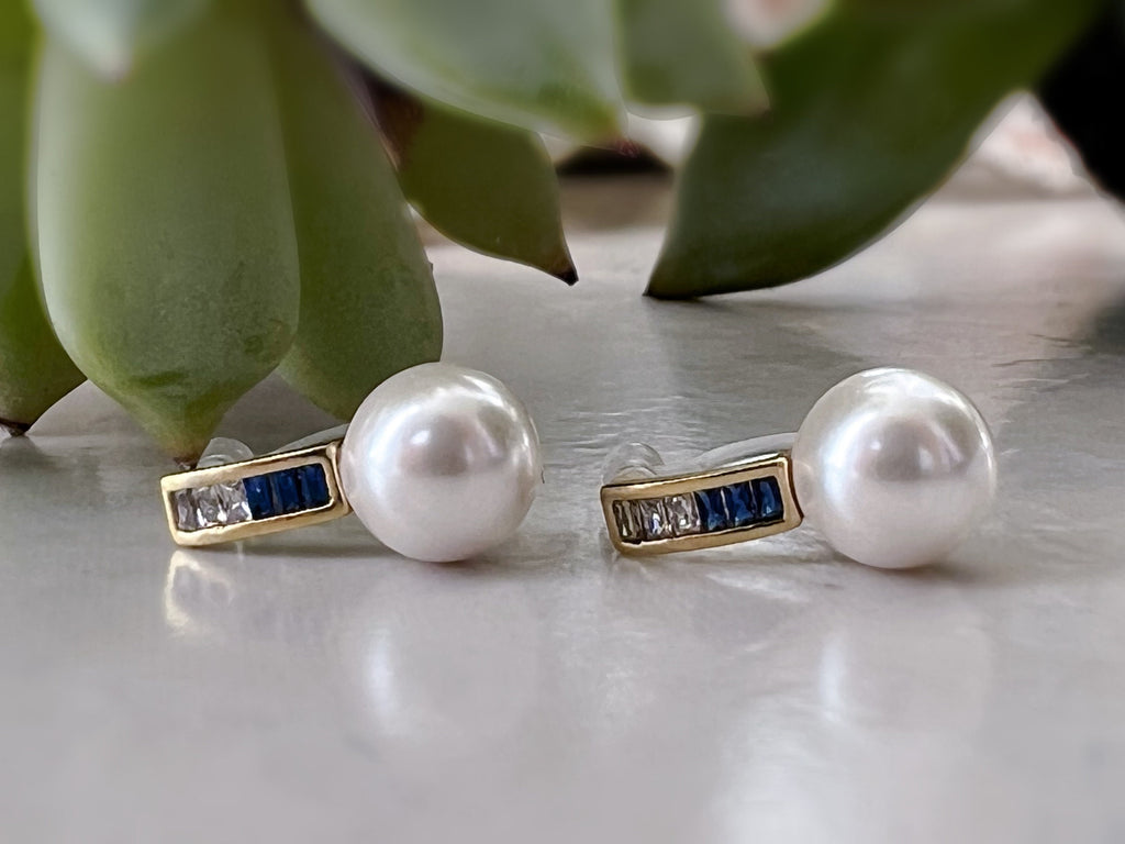 Invisible CLIPS earrings Gold Bar Mini transparent navy blue rectangle zircon, white pearl, Delicate ear clips.