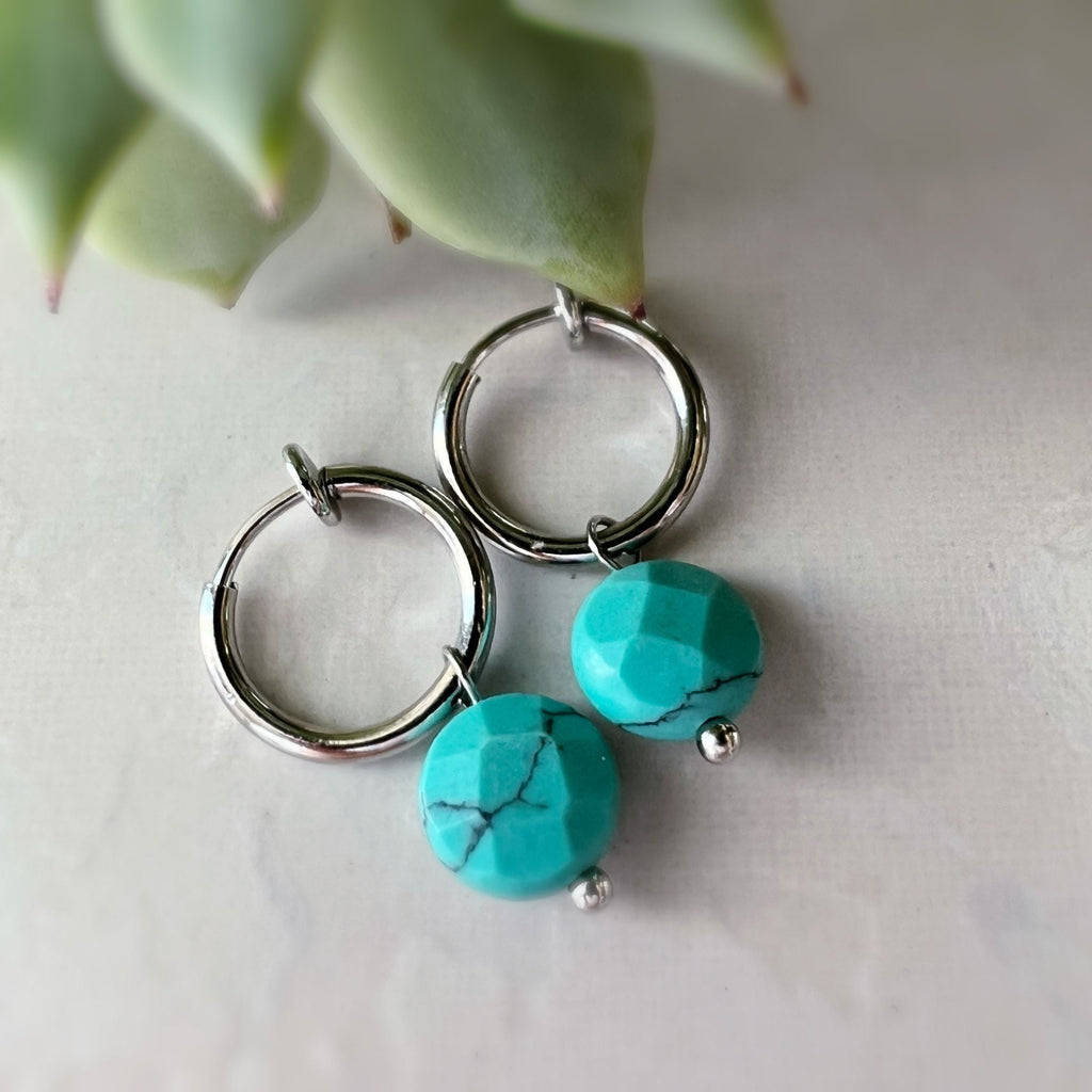2-EN-1 Boucles d'oreilles CLIPS pendantes perles facettes turquoises Créoles Or / Argent. Clips d'oreilles discrètes oreilles non percées