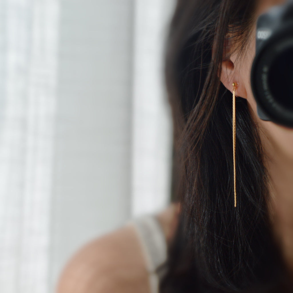 Longue Clips d'oreilles invisibles. Double chaîne or tassel. Boucles d'oreilles clips confortable pour oreilles non percées. Prêt à offrir.