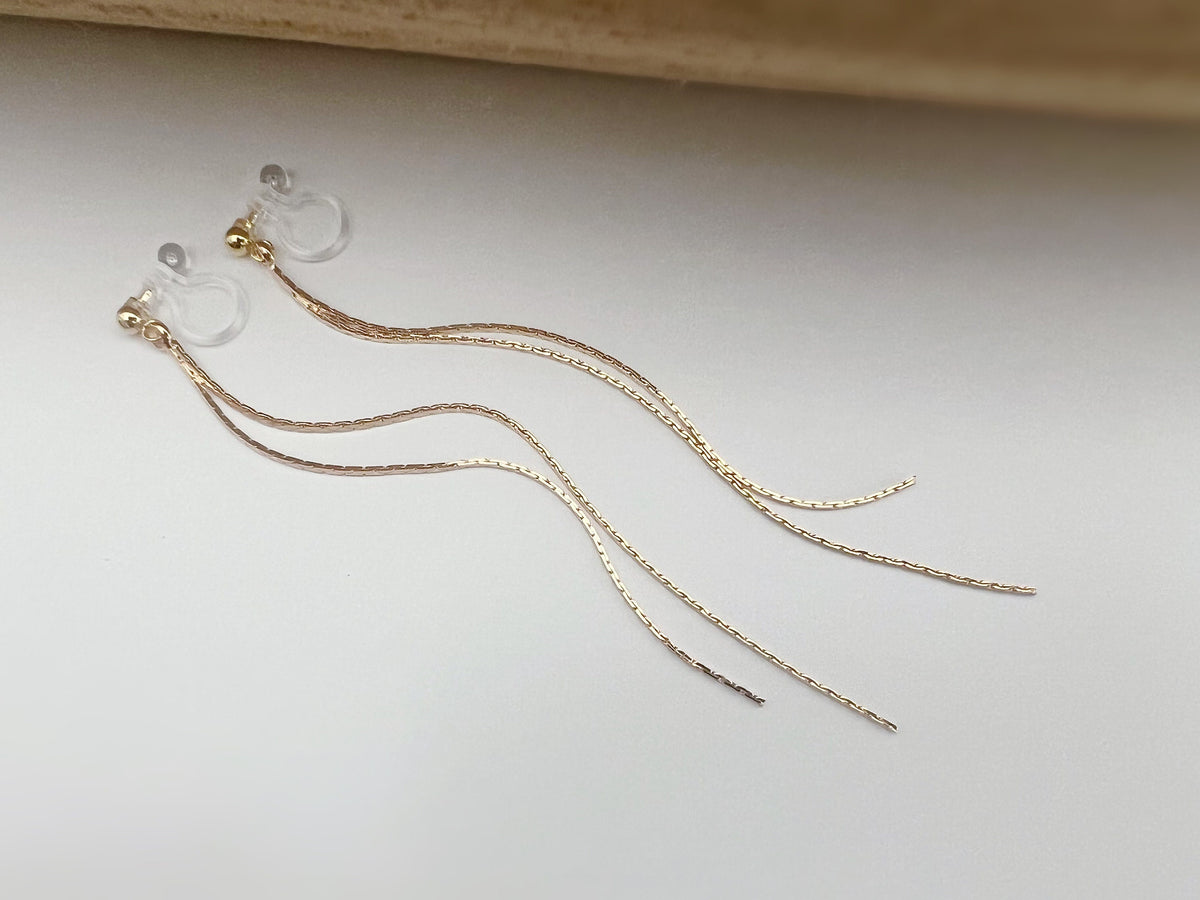 Longue Clips d'oreilles invisibles. Double chaîne or tassel. Boucles d'oreilles clips confortable pour oreilles non percées. Prêt à offrir.