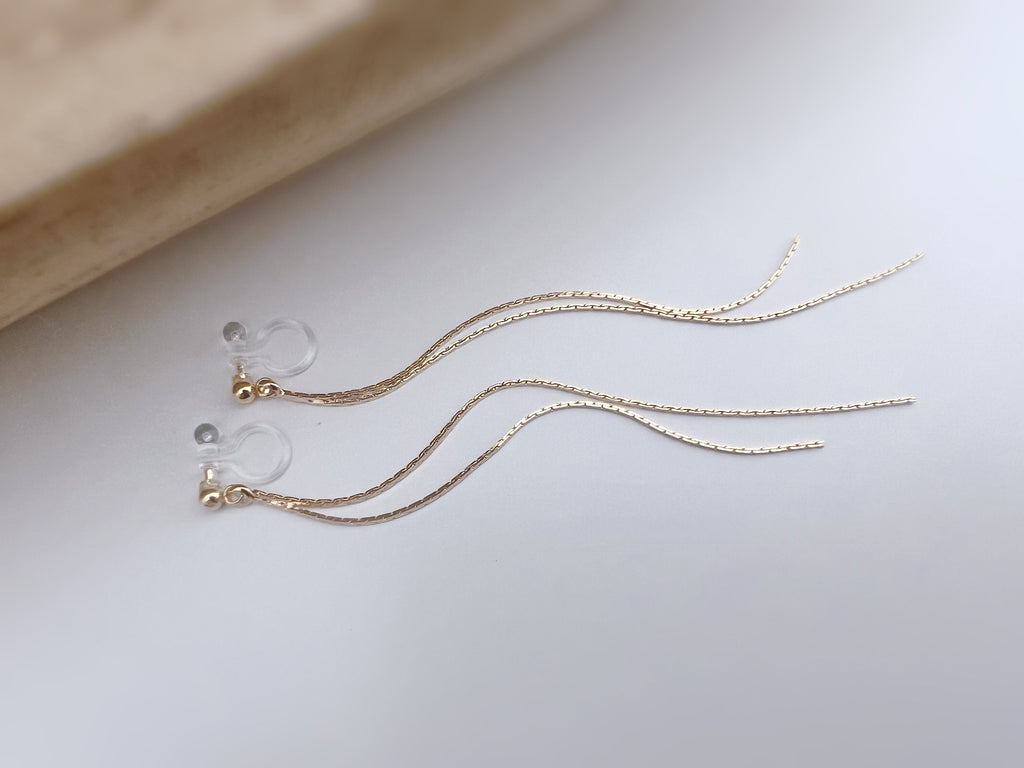 Longue Clips d'oreilles invisibles. Double chaîne or tassel. Boucles d'oreilles clips confortable pour oreilles non percées. Prêt à offrir.