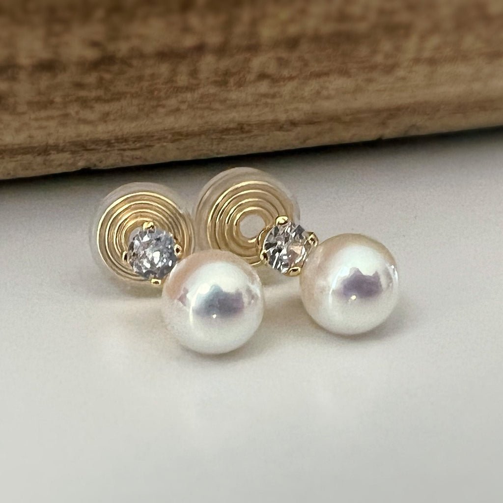 PAINLESS! CLIPS U spiral earrings gold plated White pearl 8mm Zircon 4MM. Comfortable ear clips.
