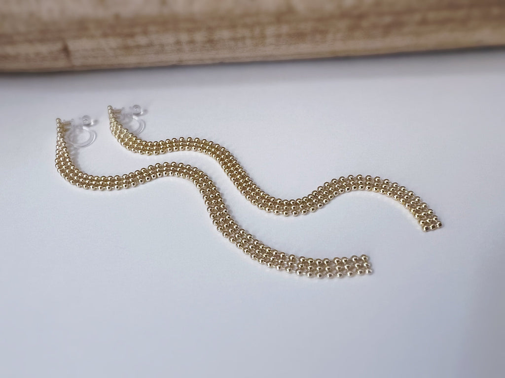 Super longues Boucles d'oreilles Clips INVISIBLES, Clips d'oreilles Chaîne Mini perles Argent / Or. Bijoux Minimaliste.