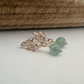 Boucles d'oreilles Clips INVISIBLES, clips d'oreilles pendants feuilles Zircon Argent/ Or avec perle verte Bijoux quotidien. Prêt à offrir.