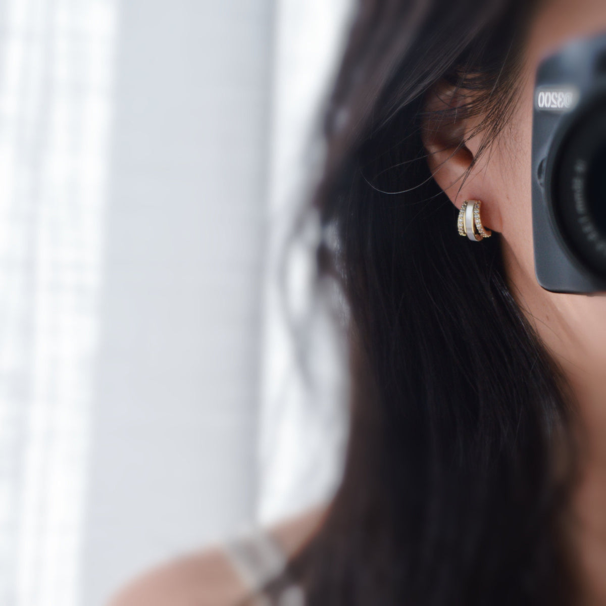 Boucles d'oreilles CLIPS résine invisible triple demi cercles mini zircon nacre blanche Oreilles Non Percées Bijoux quotidiens Prêt à offrir