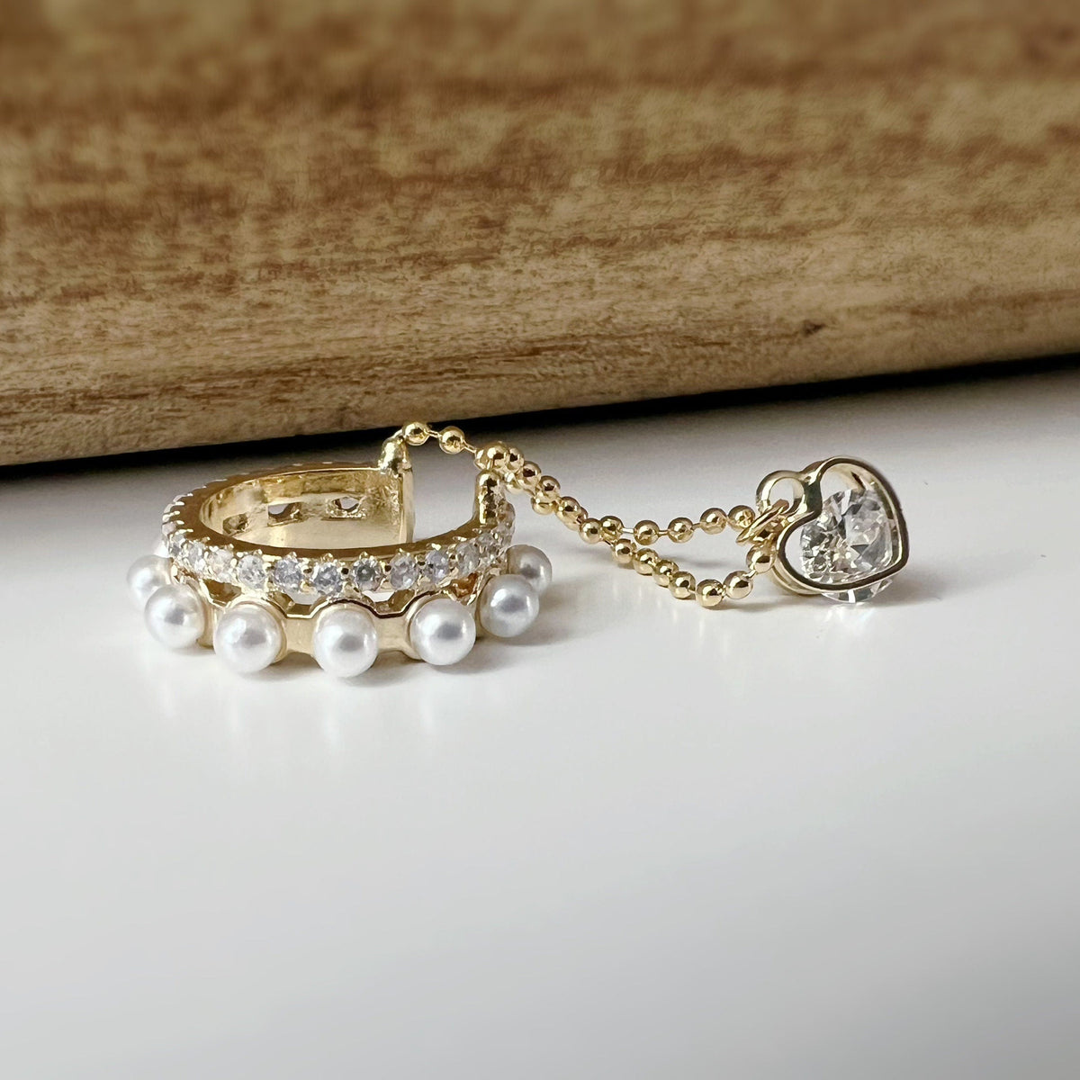 Bague d'oreilles boucles d'oreilles créole anneau mini perles blanches zircon, petit coeur zircon Clips d'oreilles plaqué d'Or chaîne.