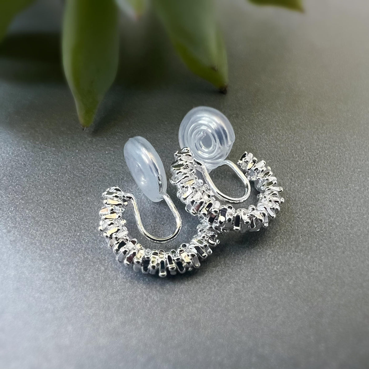 SANS DOULEUR ! Boucles d'oreilles CLIPS U spirale Cercle couleur Or / Argent. Clips d'oreilles confortable Boucles Délicates
