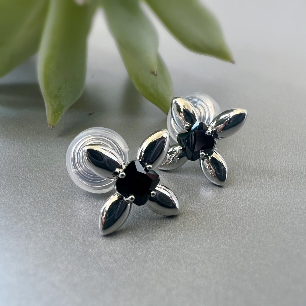 SANS DOULEUR ! Boucles d'oreilles CLIPS U spirale Fleur Croix Argent Zircon carré noirs. Clips d'oreilles confortable Boucles Délicates