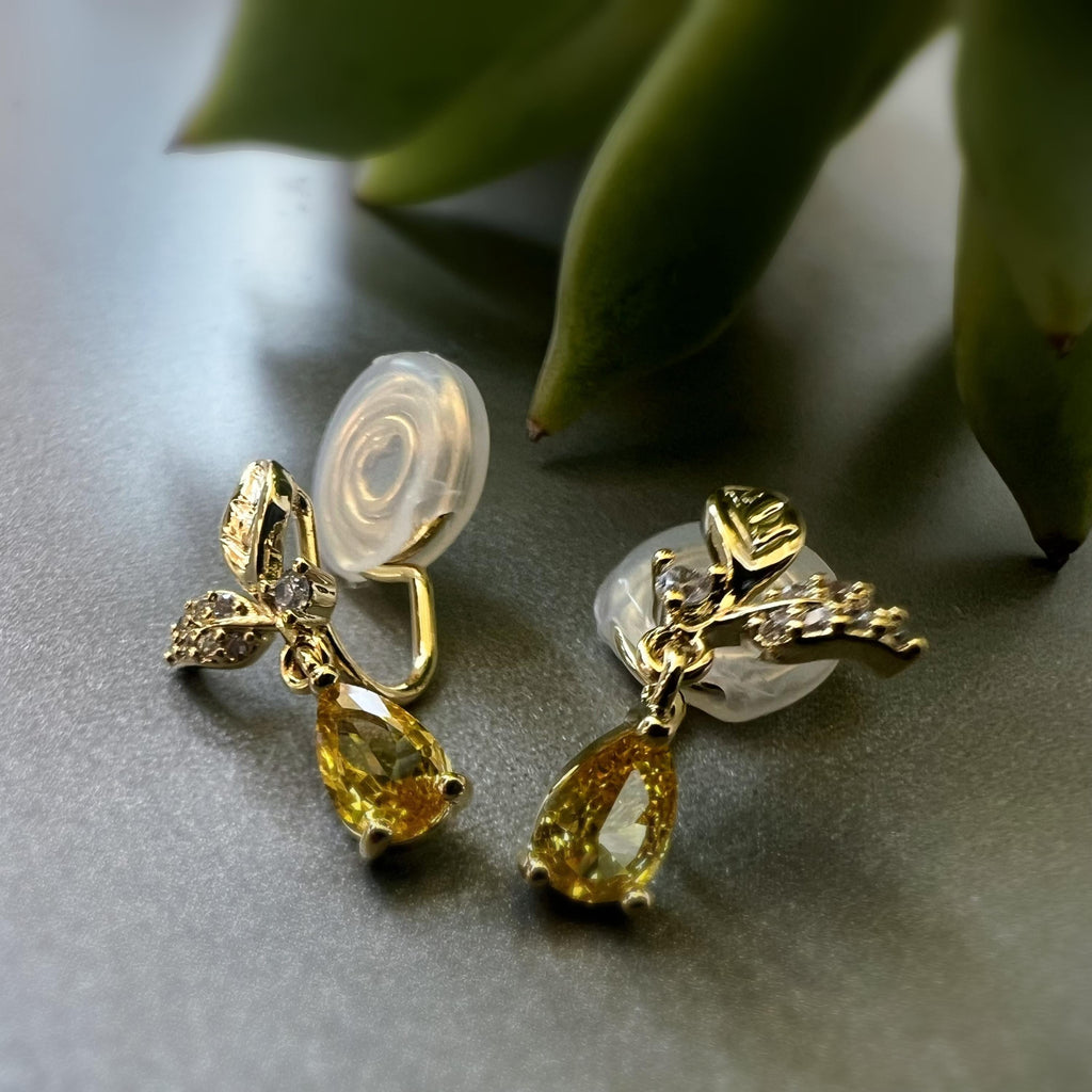 SANS DOULEUR ! Boucles d'oreilles CLIPS U spirale Feuilles Or Zircon goutte d'eau jaune. Clips d'oreilles confortable Boucles Délicates