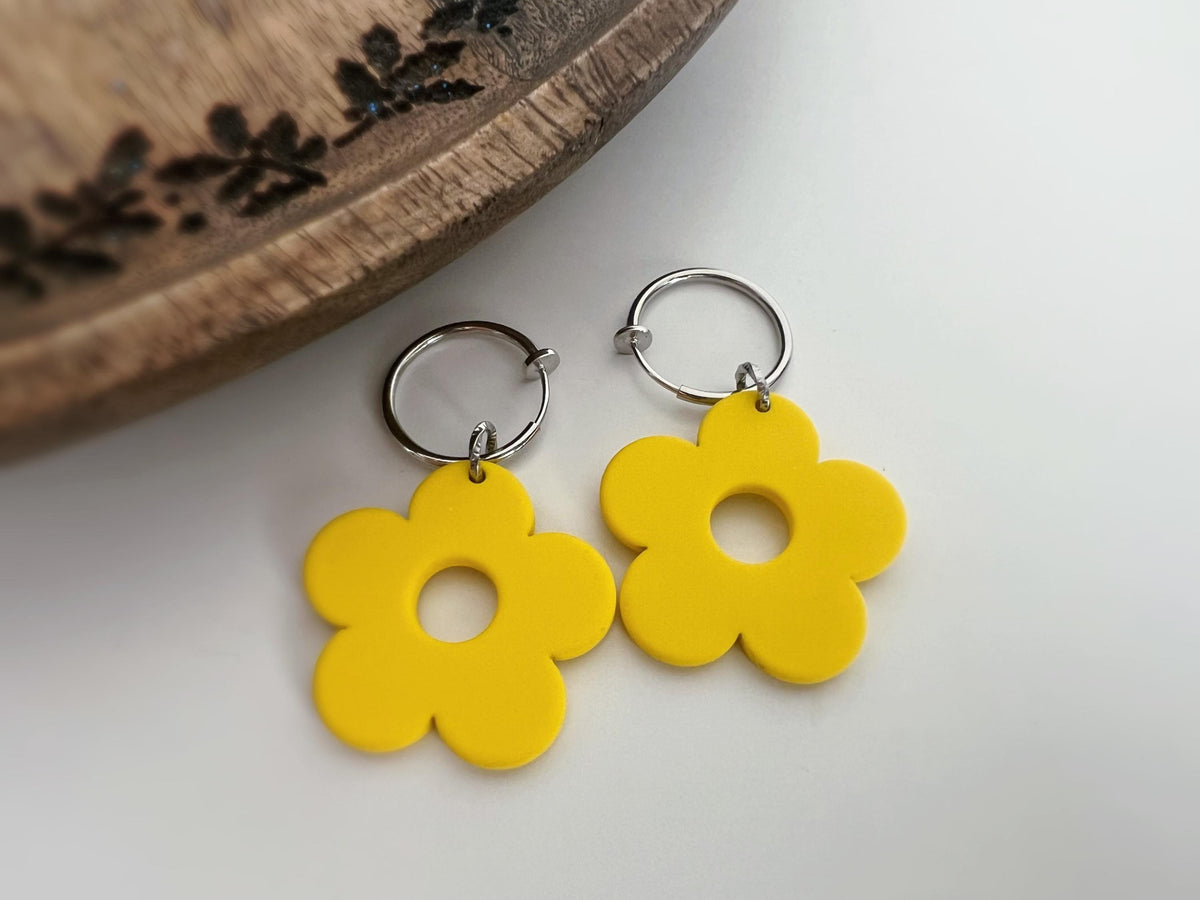 Sweet. 2 en 1 Clips Créole 18mm argent avec grande fleurs jaune fluo Boucles d'oreilles clips créole anneaux