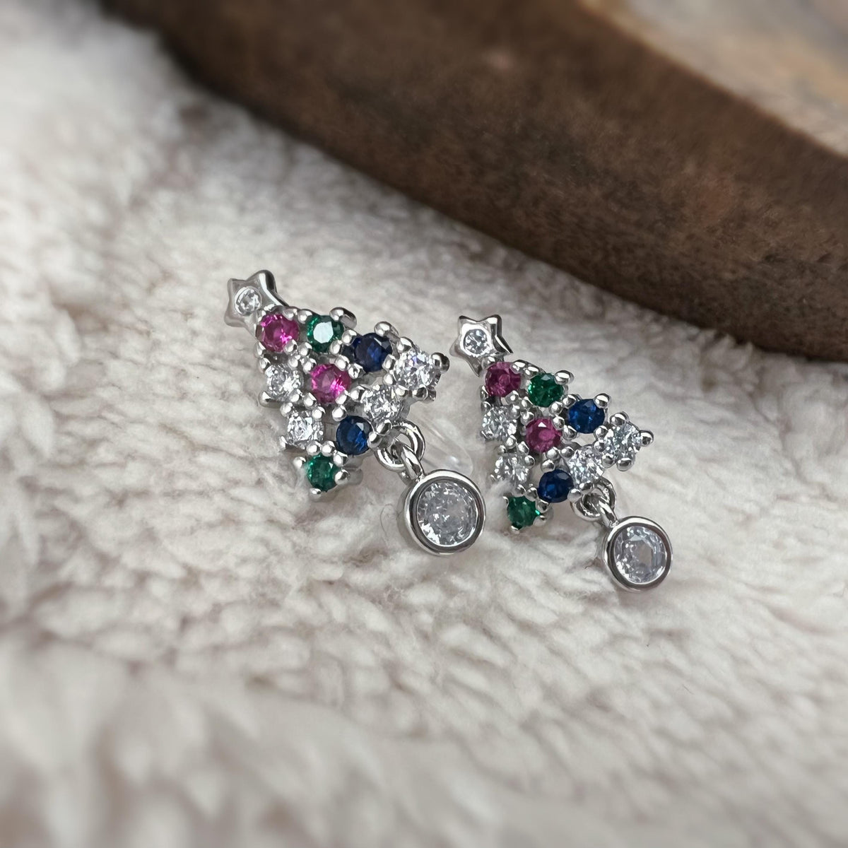 Sapin de Noël 2cm Clips Invisible Or/ Argent ornées de strass colorés rouge vert bleu Boucles d'oreilles clips Cadeaux Noël Prêt à offrir