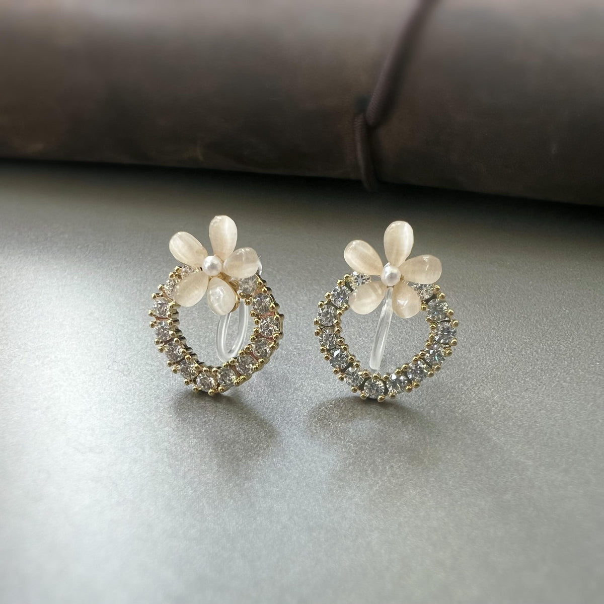 Boucles d’oreilles CLIPS fleur et cercle scintillant, élégantes et confortables, style romantique sans perçage