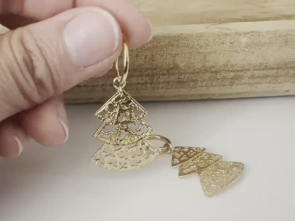 2 IN 1, Fan. CLIPS creole earrings, Dangling. Three fans. Modern ear clips.