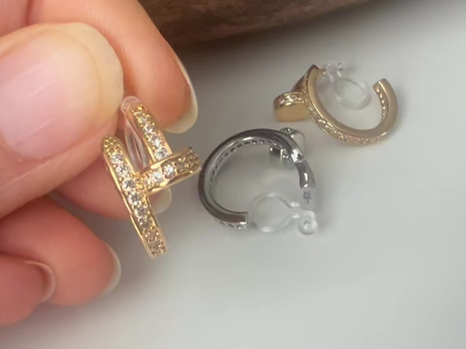 Clips d’oreilles créoles ouvertes couleur argent /Or